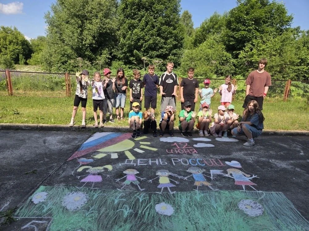 ☀️ В летнем пришкольном лагере «Солнышко» на базе МБОУ «Сещинская СОШ им. К.Я. Поварова» продолжаетс