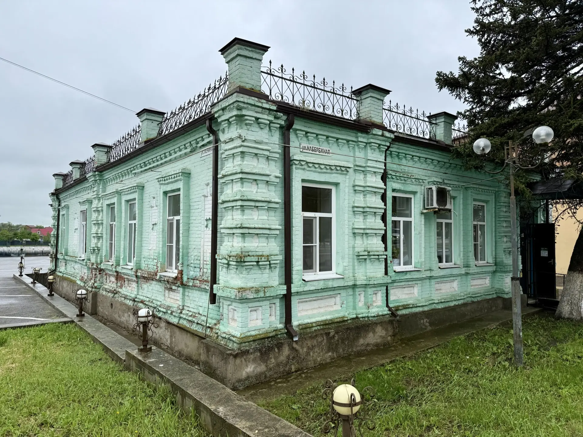 В станице Ленинградской три здания признали объектами культурного наследия регионального значения.  