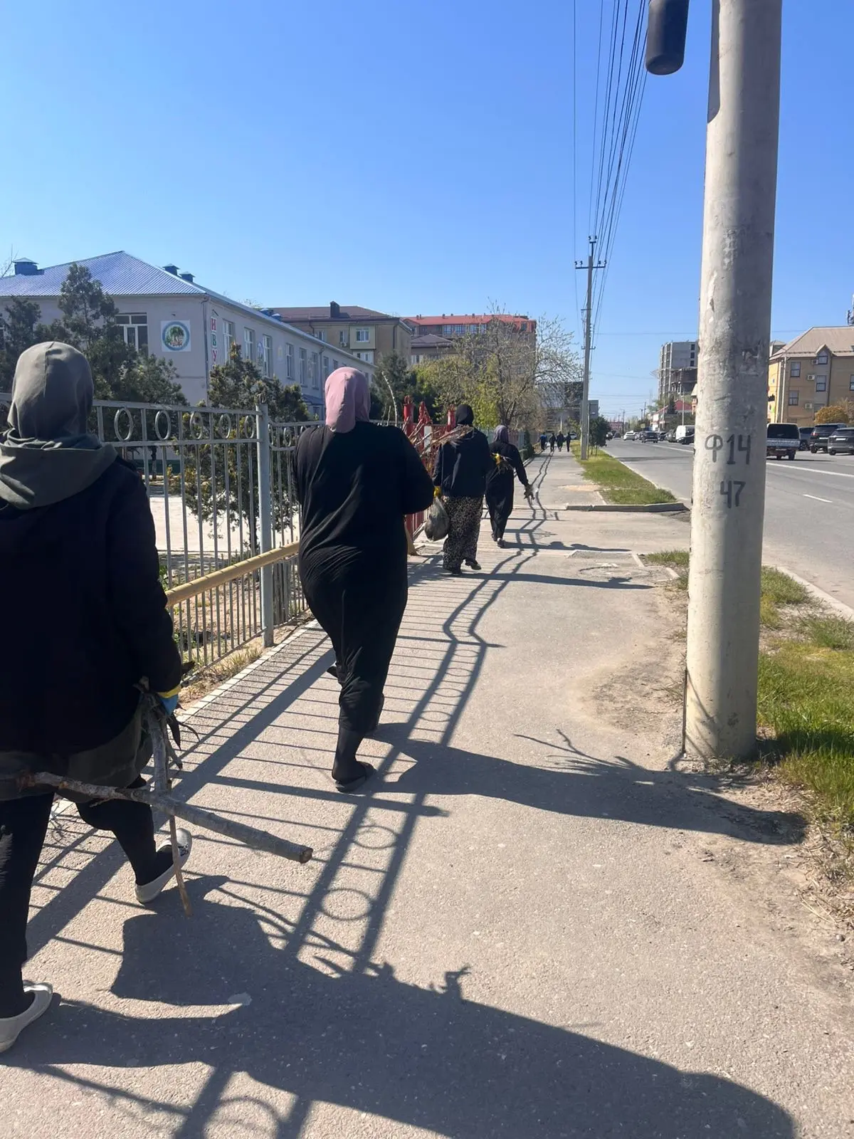 18.04.2026 сотрудники детского сада приняли участие в общегородском субботнике: провели...