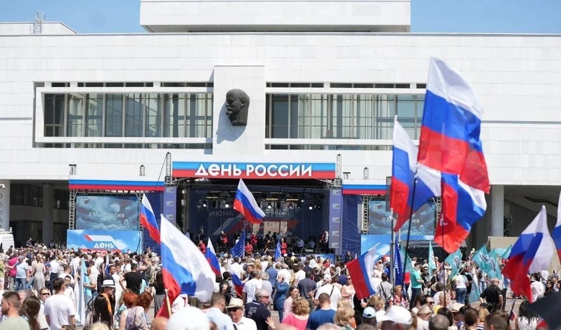 11.06.2026
Доброе утро Ульяновск!

12 июня, в День России, праздничные площадки будут ждать жителей 