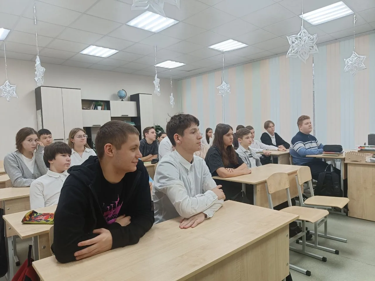 ‼️Сегодня учащиеся 10А класса прослушали лекцию по оказанию первой помощи🚑 и смогли на практике попр