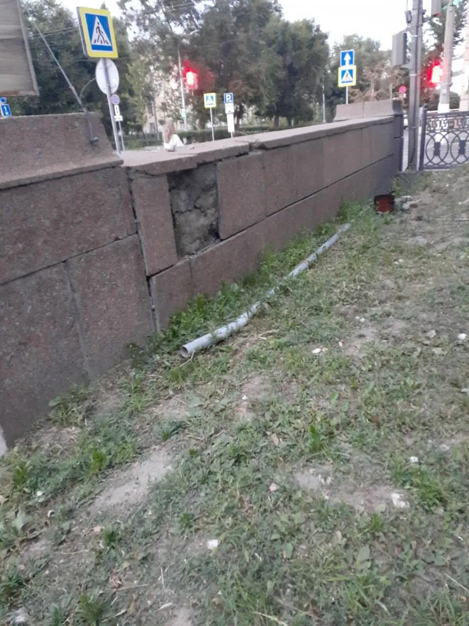 Бульвар на проспекте Ленина приходит в запустение

Жители Волгограда жалуются на состояние участка о