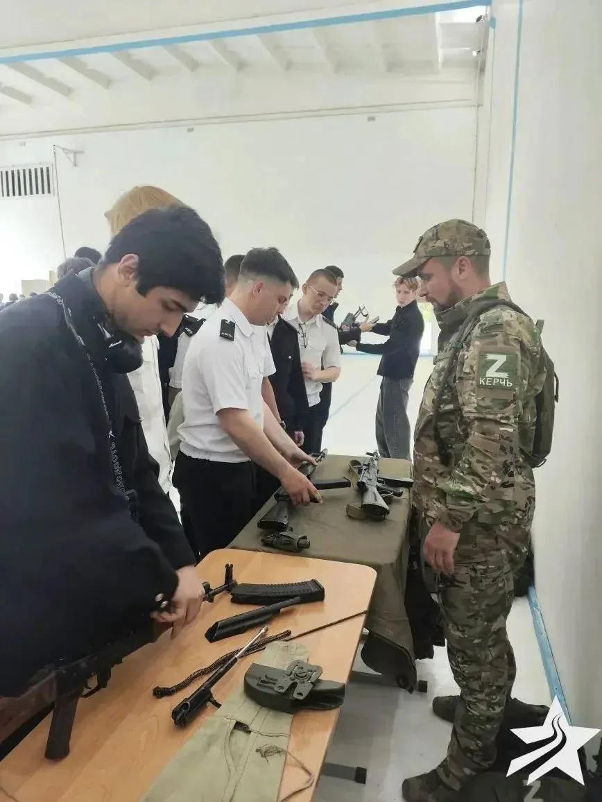 ◽️В Керченском политехническом колледже прошло патриотическое мероприятие!