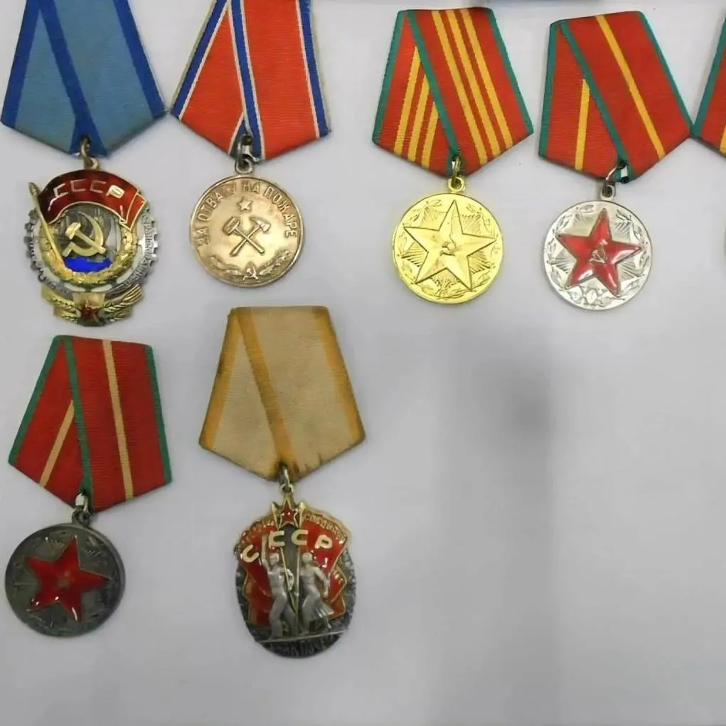 Советские награды за один доллар: челябинец пытался отправить ордена в Германию