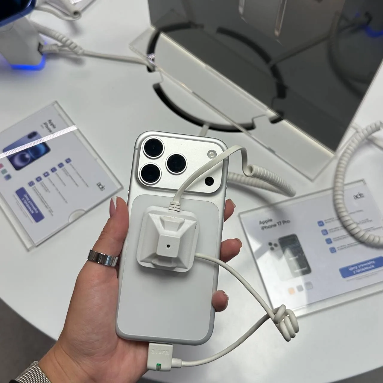 🔥 Проверяйте актуальный прайс на iPhone 17

📱 Стоимость указана за наличный расчет

eSIM электронн