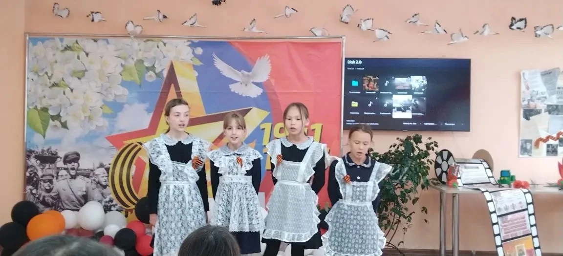 «Поклонимся великим тем годам...»