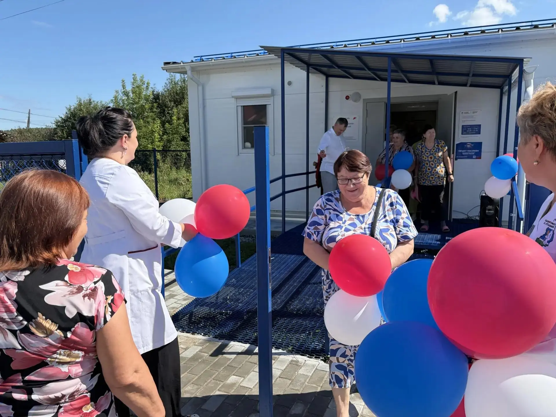 В селе Большое Трифоново Артëмовского округа открылся новый ФАП

Его установили в рамках программы м
