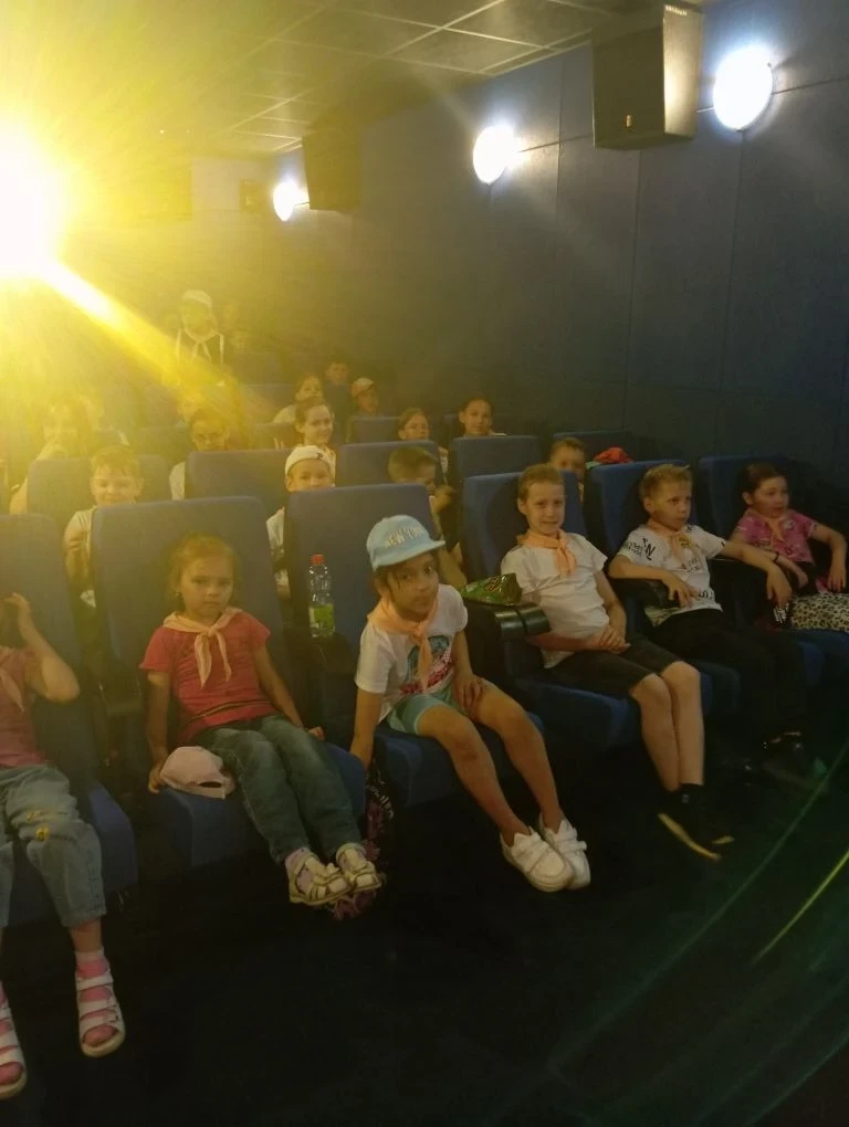 Культурная программа в "Улыбке" радует своим разнообразием! 

     Занятия от сотрудников "Дворца Кн