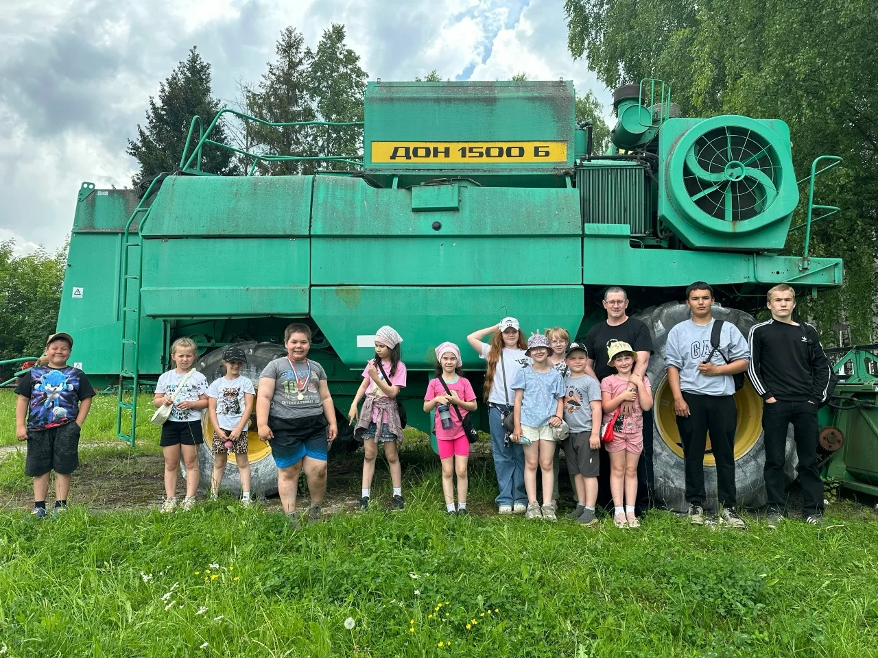 Будущие аграрии в деле! 🚜
Сегодня ребята отправились на настоящую экскурсию в мир сельского хозяйст