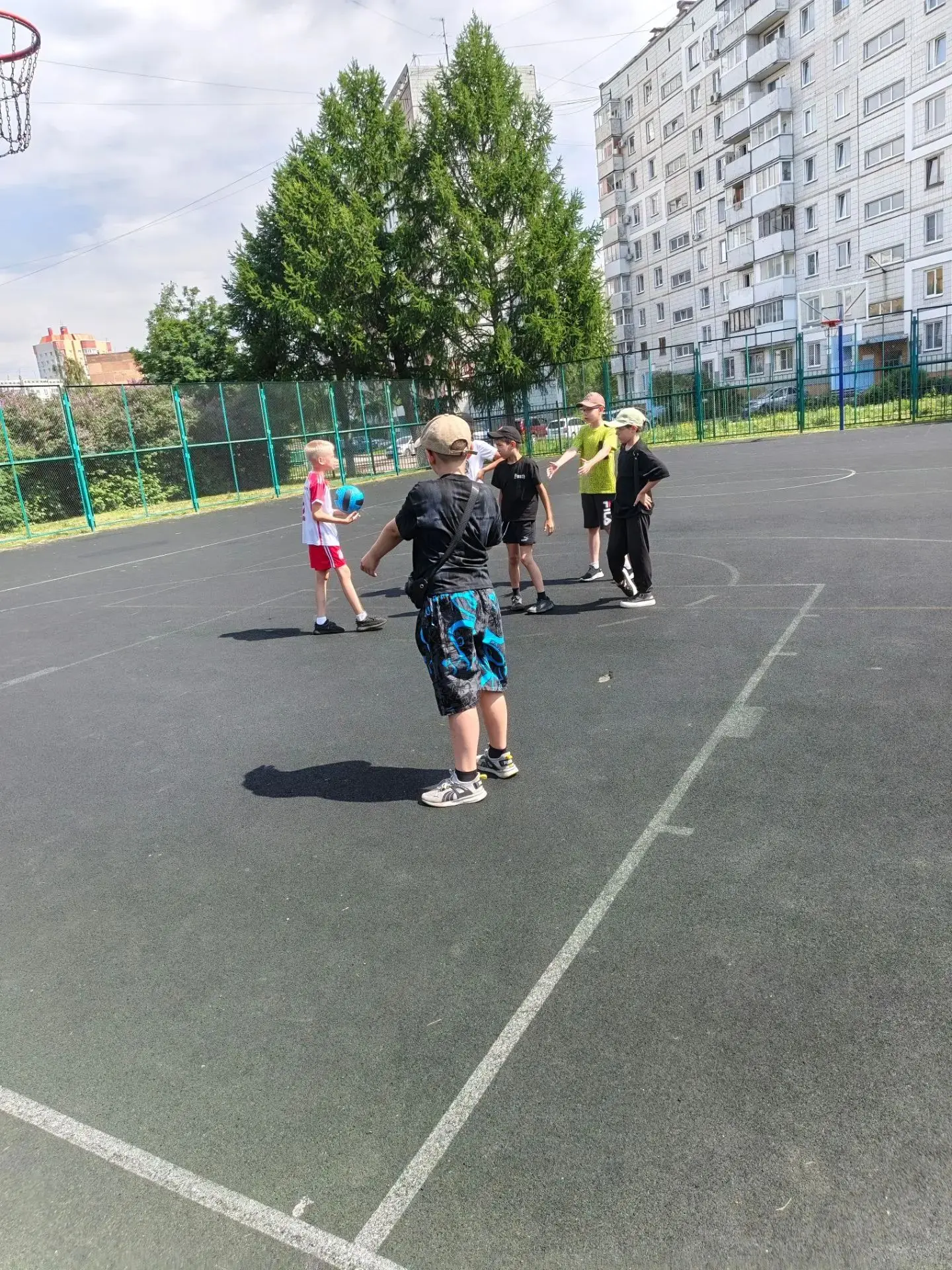 Весёлое и активное лето на спортивных площадках нашей школа 💪