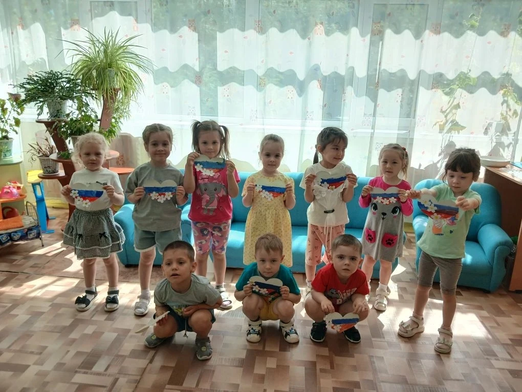 С любовью к Родине! Творчество наших малышей ко Дню России. 🇷🇺 🌼🌼🌼