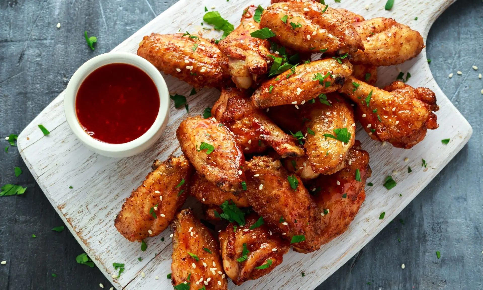 С Международным днём куриных крылышек!
