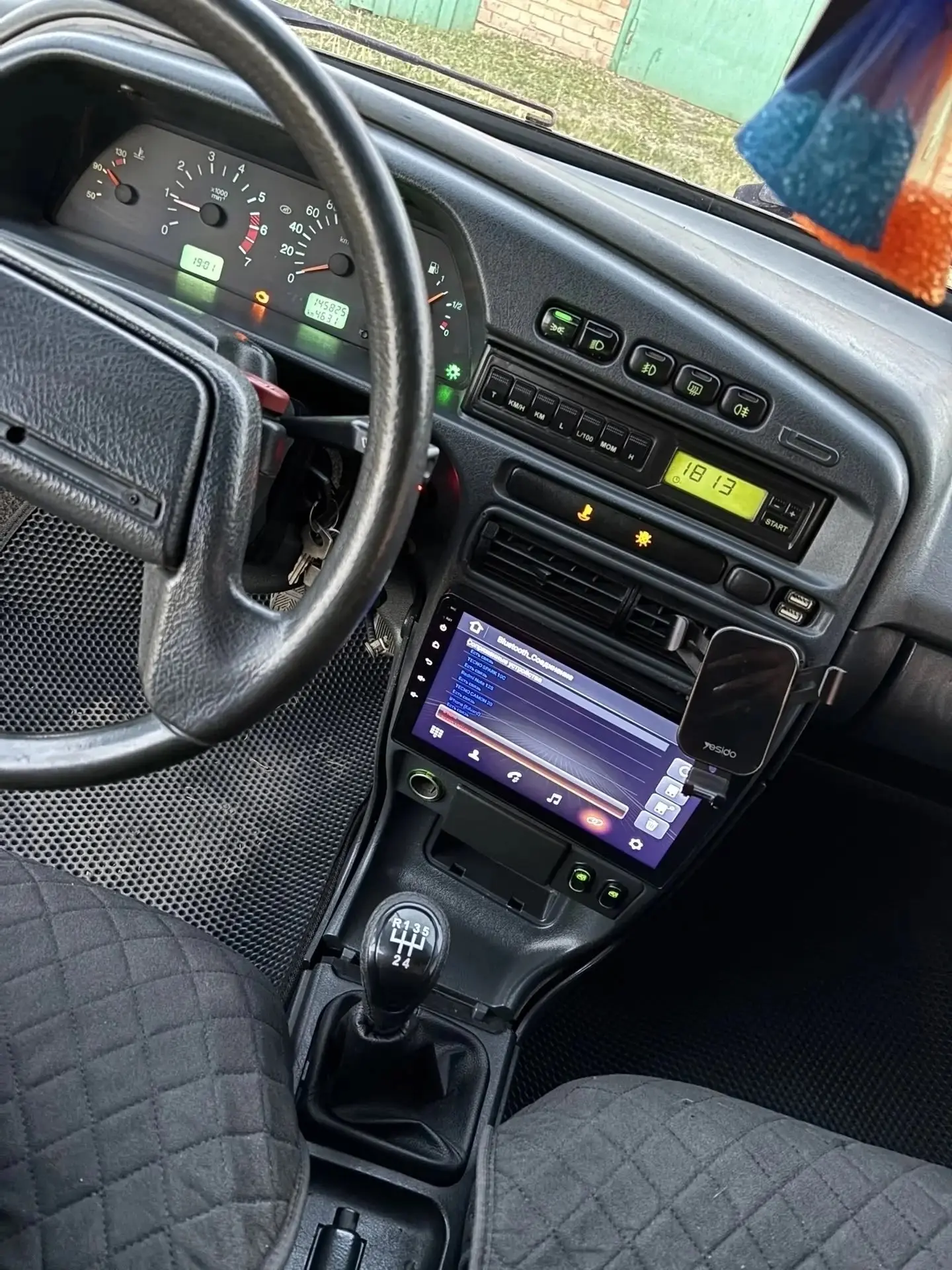 Продается ваз 2113 Lada Samara 2010 года выпуска,  в хорошем состоянии