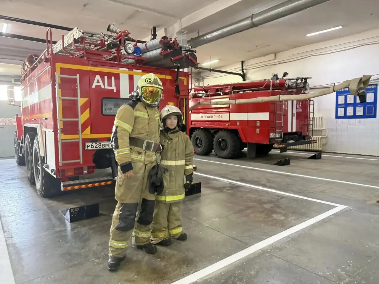 🚒 День пожарной безопасности в «Югорке»!

Сегодня наш лагерь отправился на экскурсию в пожарную час