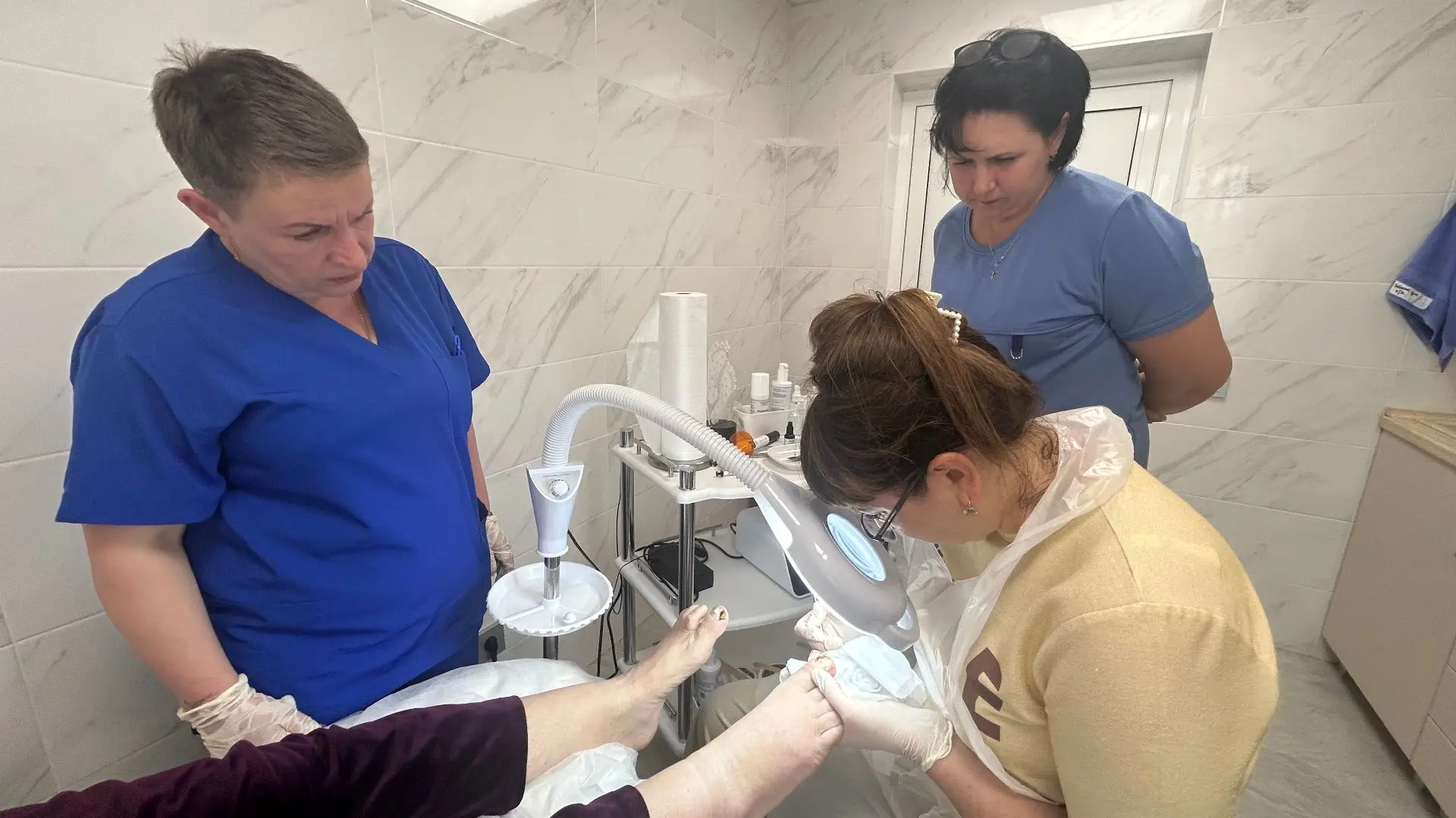 ✨ Продолжаем знакомить вас с работой нашего кабинета по уходу за ногтевыми пластинами! ✨ Сегодня для