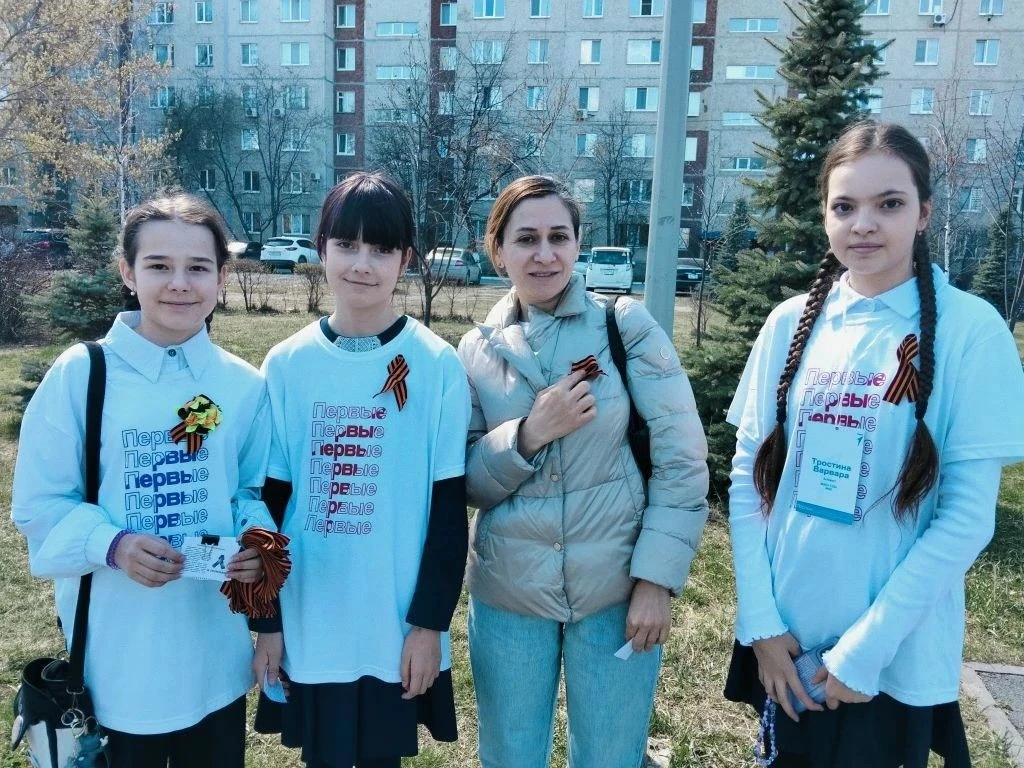 Символ памяти в руках поколений: акция «Георгиевская лента» в школе №68! 🎗🇷🇺В преддверии великого пр
