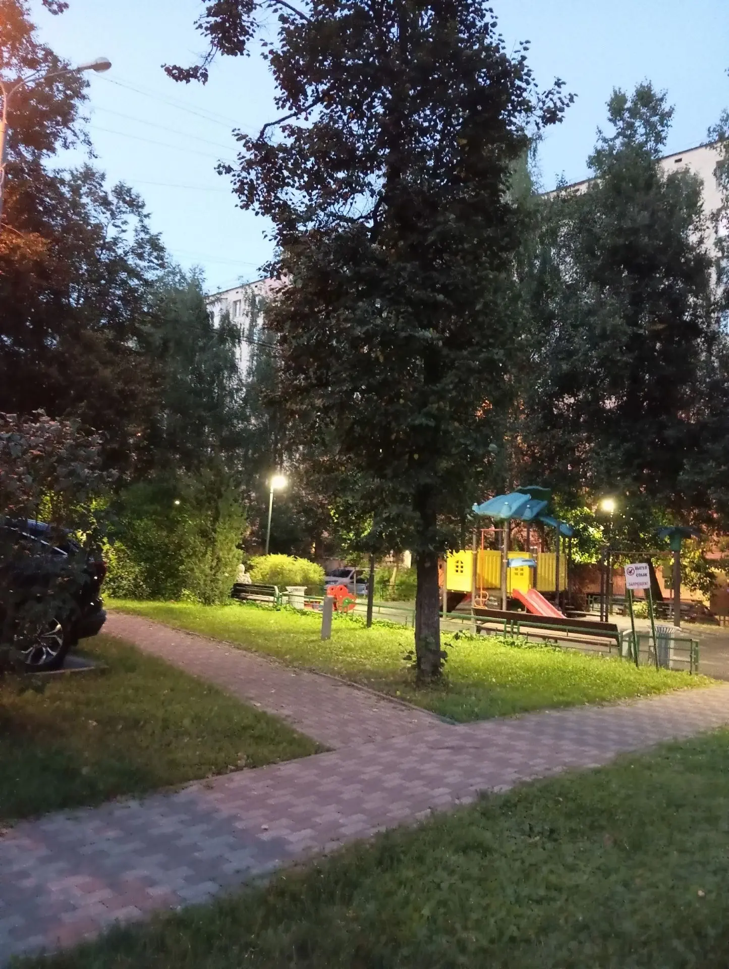 Новая Москва vs хрущёвки Самары: Почему у нас всё в грязи?