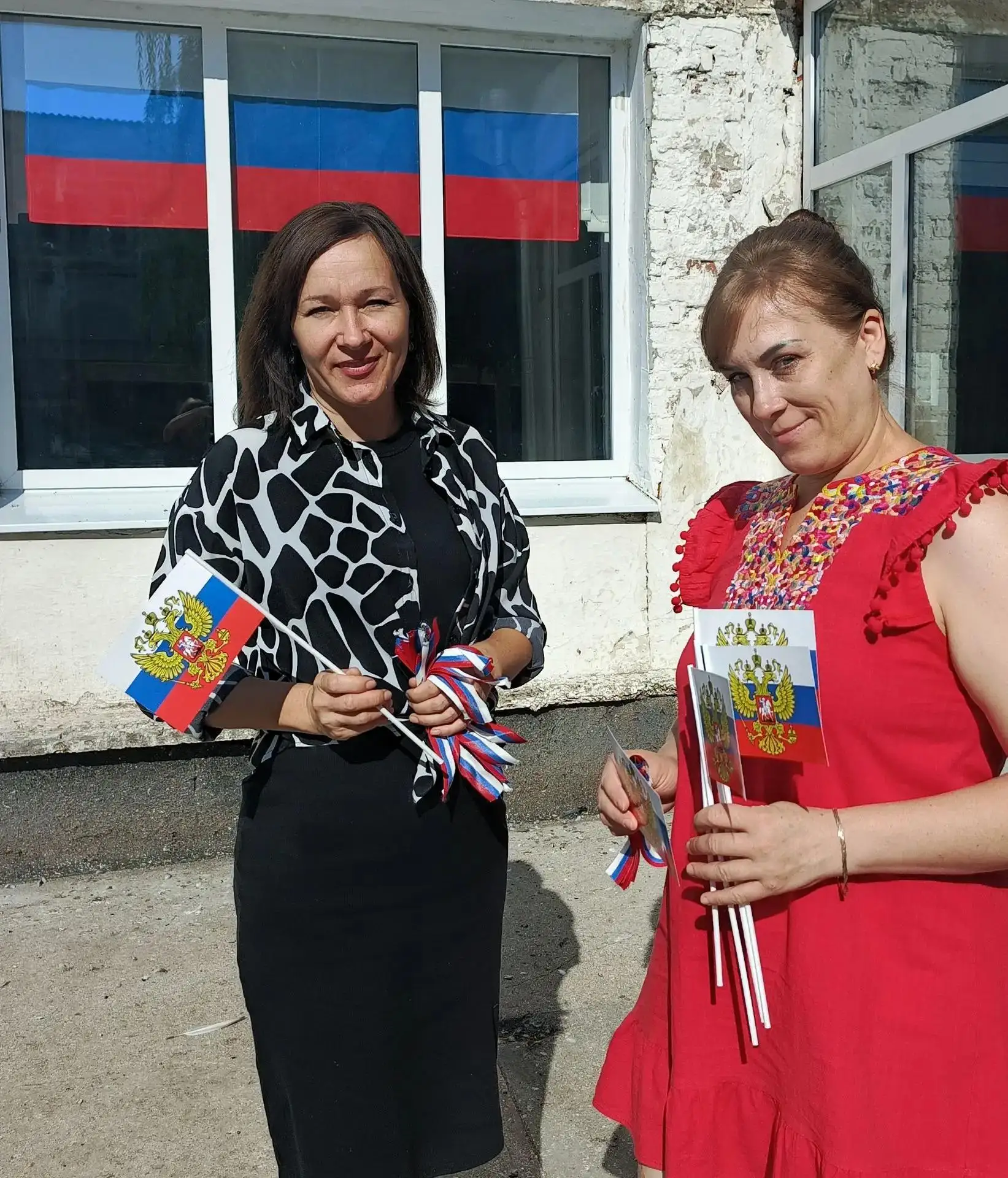 Акция «Он гордо реет над Россией!»