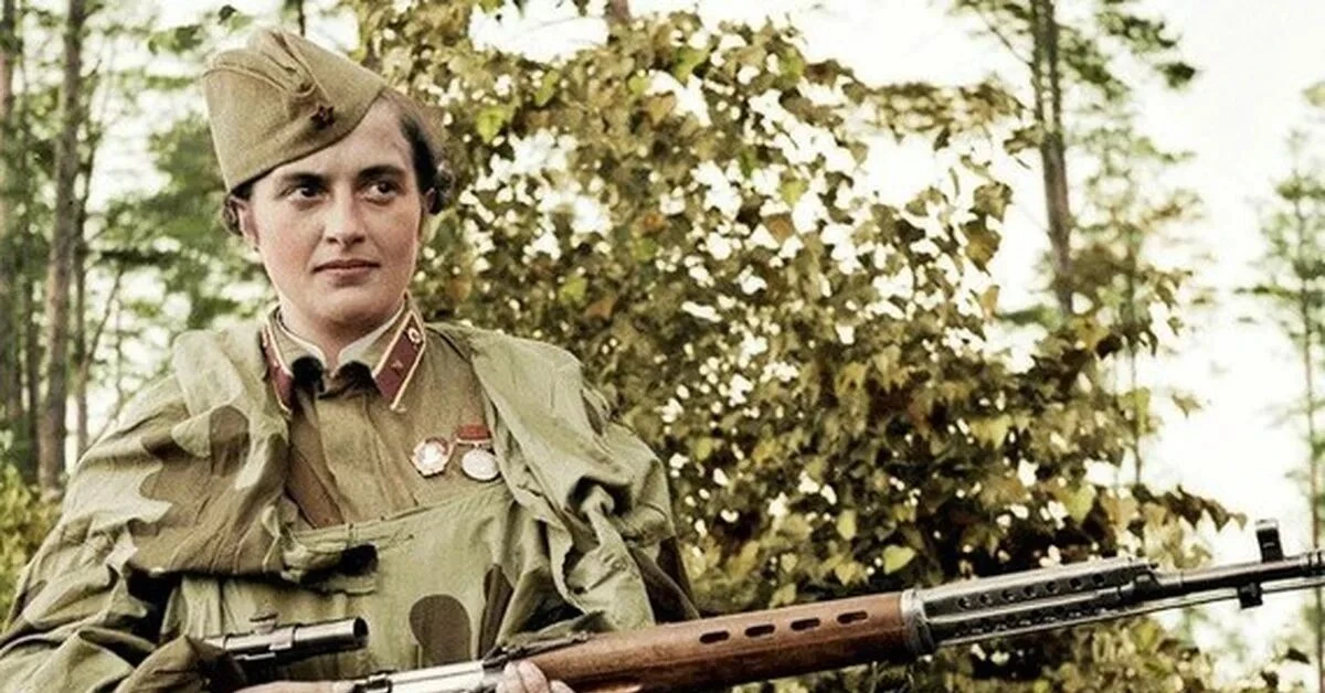 🎖12 июня 1916 года в городе Белая Церковь Киевской губернии родилась Павличенко Людмила Михайловна 