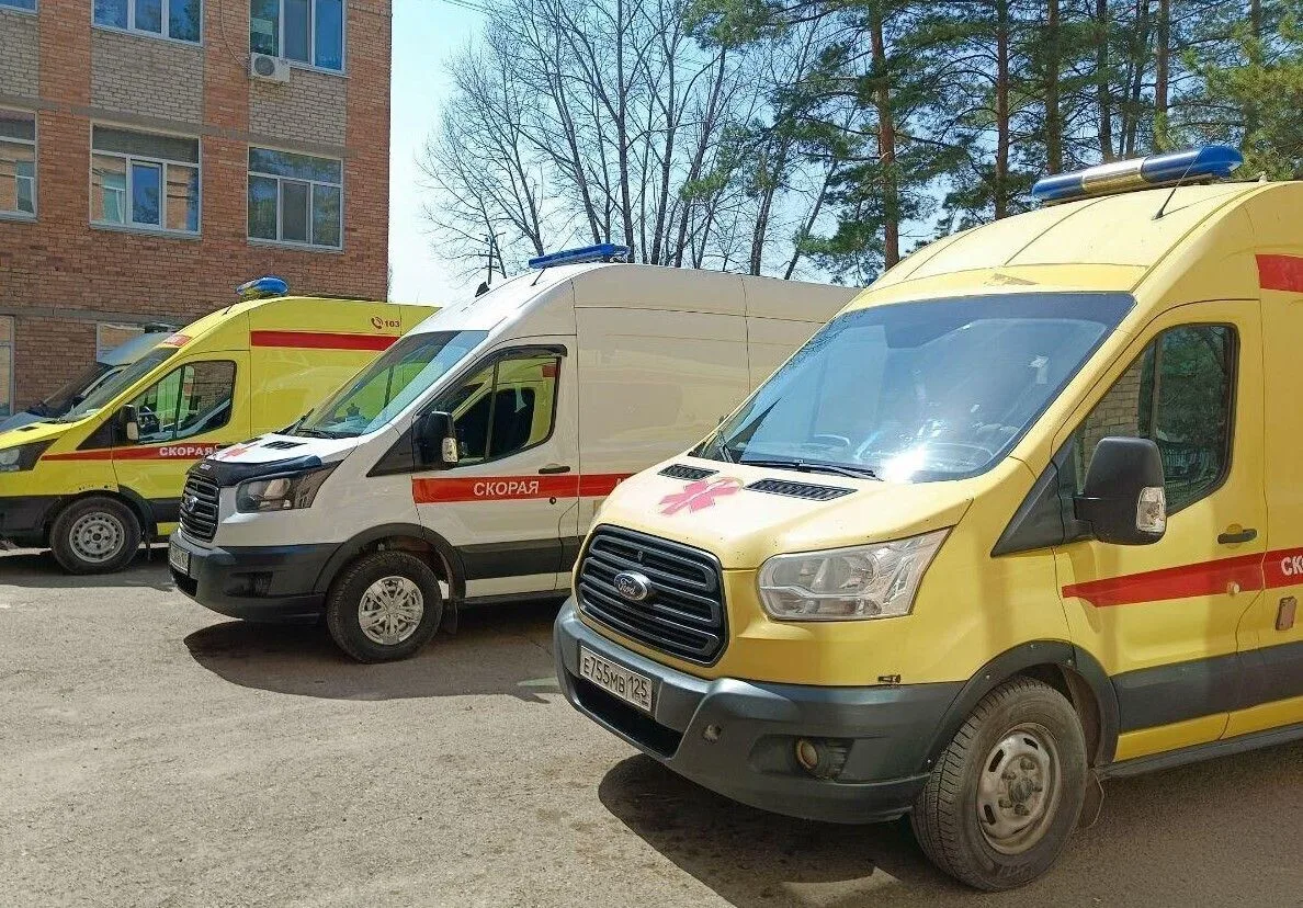 💐21 июня - День медицинского работника
⁣
Уважаемые работники здравоохранения города Арсеньева!
Прим