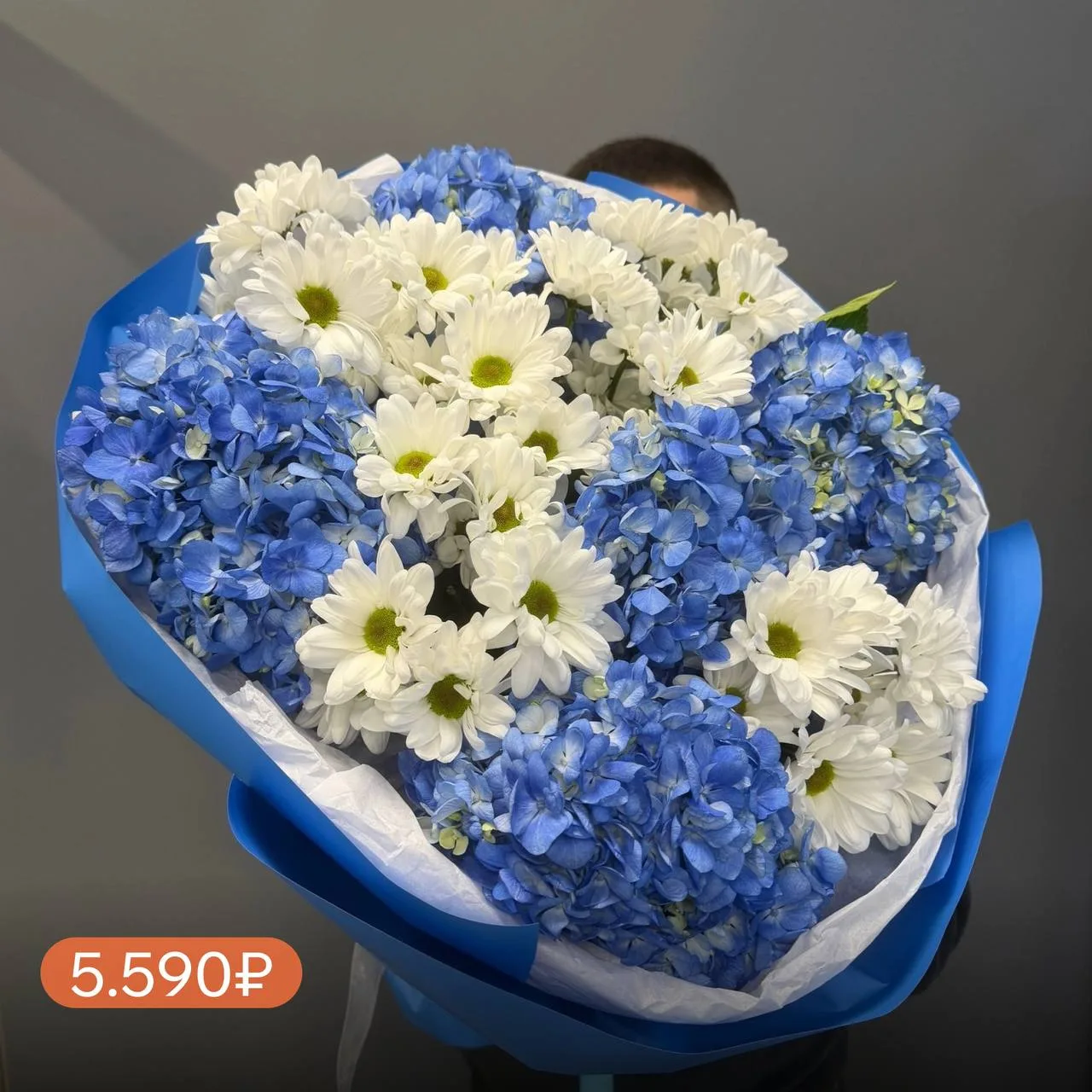 Если захотелось подарить огромную охапку цветов — вы по адресу! 🌹
