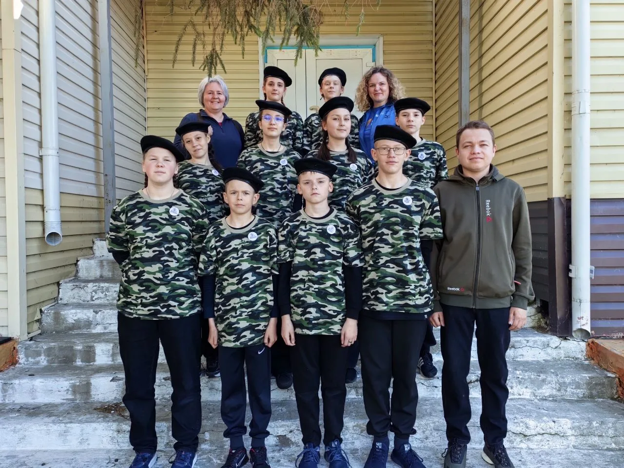 Отряды Любимовской и Оконешниковской школ приняли участие в зональном этапе военно-патр...