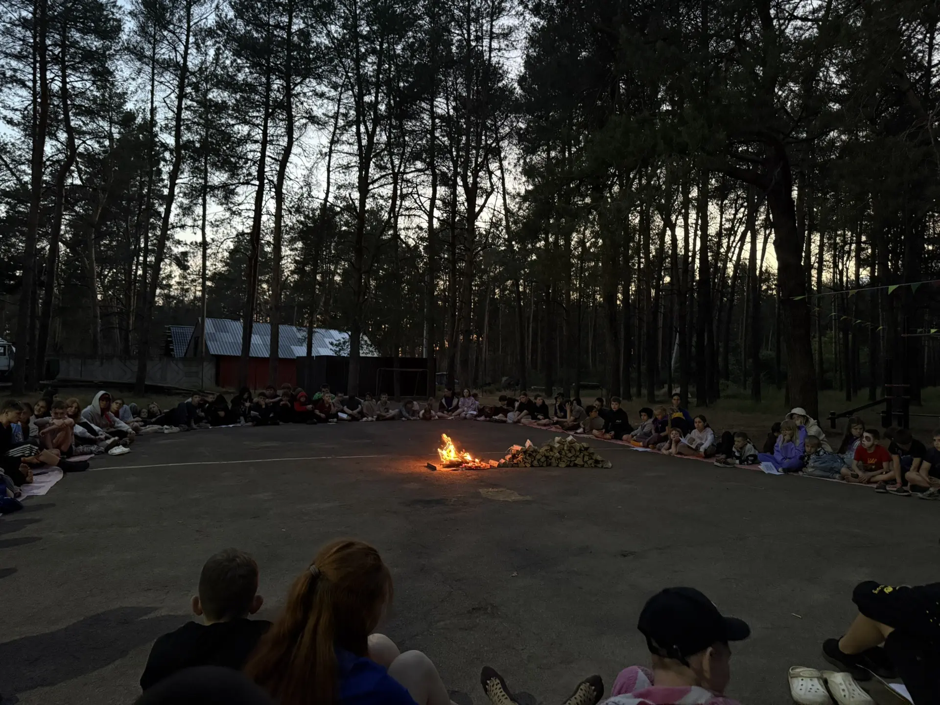 🔥 КОСТЁР ЛЕГЕНД: ТАЙНЫ «ПРИОЗЕРЬЯ», КОТОРЫЕ ПЕРЕДАЮТСЯ ИЗ ПОКОЛЕНИЯ В ПОКОЛЕНИЕ

Совсем недавно в н