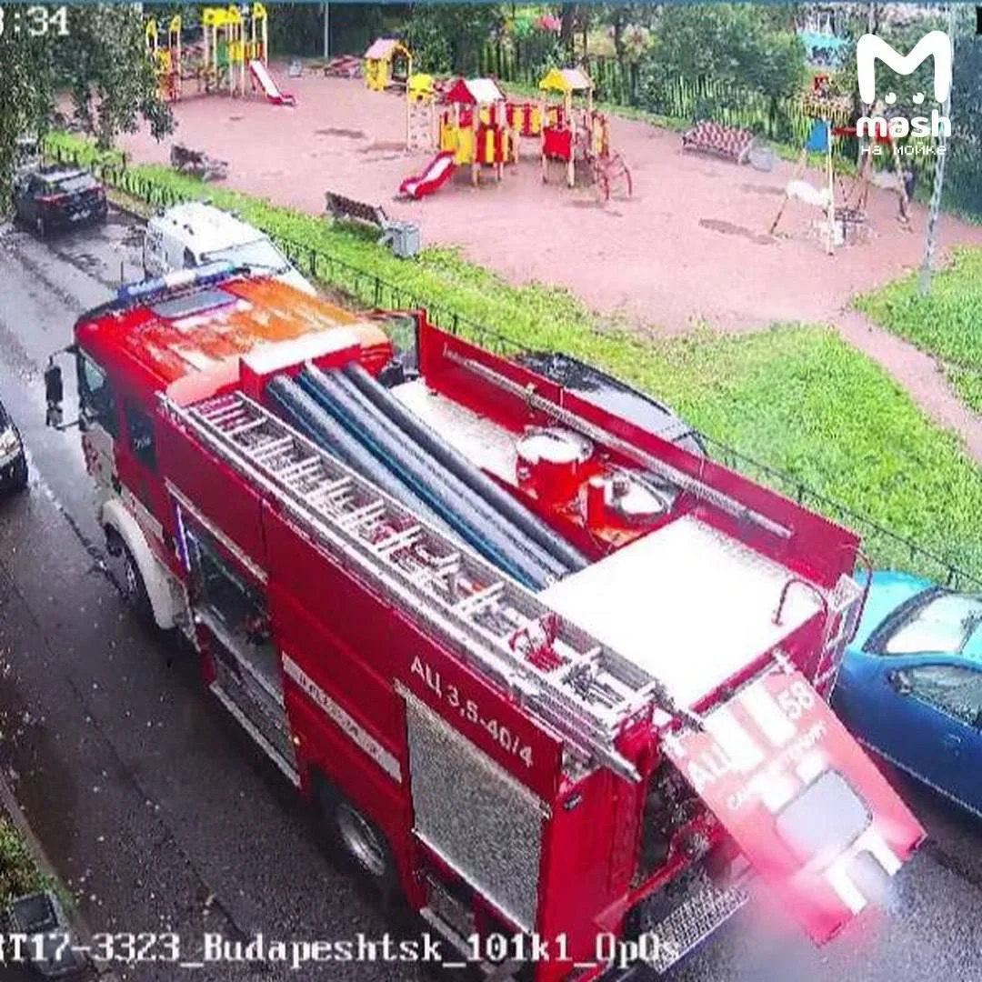😱Два ребёнка погибли в пожаре на Будапештской улице — возгорание произошло утром в трёхкомнатной кв