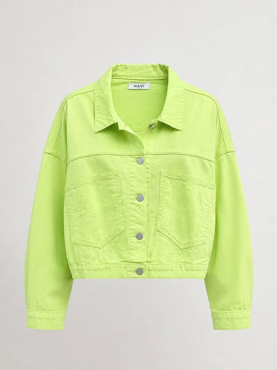 Укороченная джинсовая куртка. Размеры 42-48. Цена 3890₽. Производство Корея.