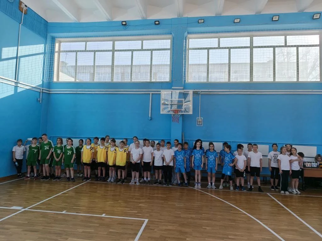 🏐 13 февраля прошли Городские соревнования по пионерболу.                          Команда МБОУ СОШ1
