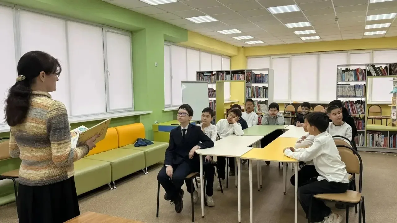 Сила, ловкость и интеллект: игровой турнир к 23 февраля! 🏅📚  Как интересно и с пользой отметить праз