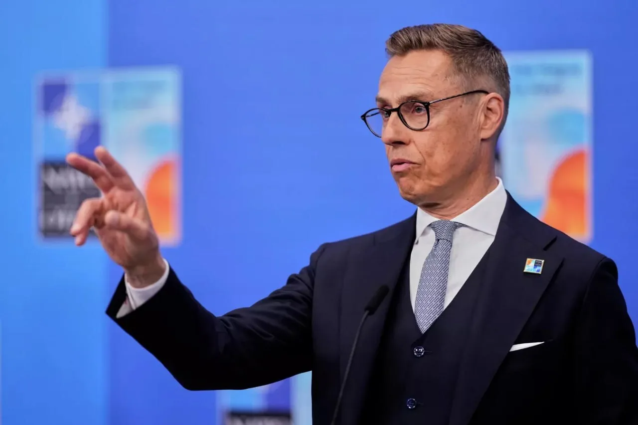 Не похоже, чтобы Россия готовилась напасть на НАТО, заявил Стубб.

"Как президент, главнокомандующий