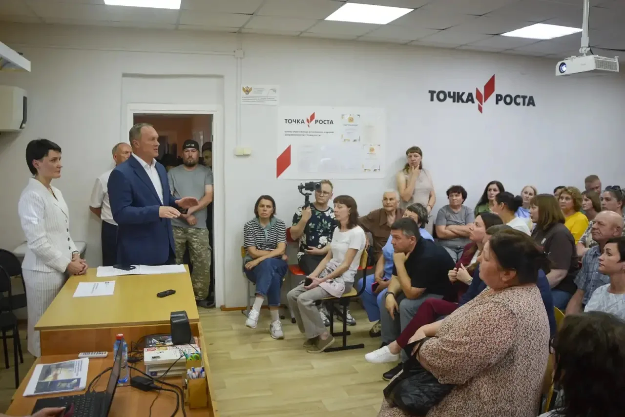 Продолжаю рабочие выезды по территориям. Накануне в селе Большая Салырь прошло расширенное родительс