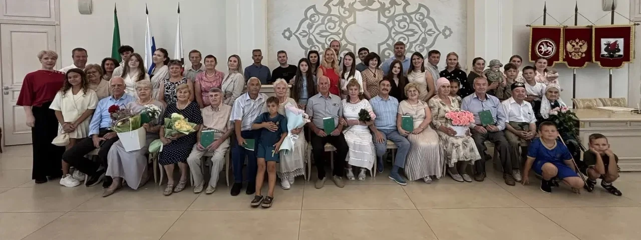 ✨ 11 августа в Центре семьи «Казан» царила особая атмосфера — атмосфера любви, верности...