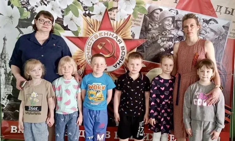 🎖️Маленькие гости в школьном музее: прикоснулись к истории🎖️