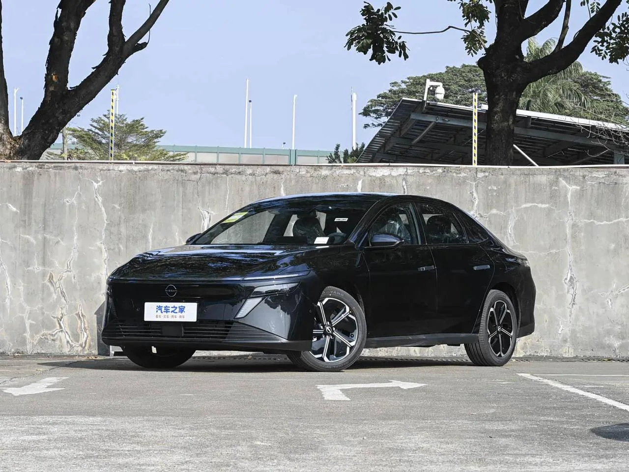 🇨🇳 АБСОЛЮТНО НОВОЕ АВТО ИЗ КИТАЯ

🏎 Nissan N6
— Год: 2026
— Двигатель: 1.5 л, бензин, 102 л.с., п