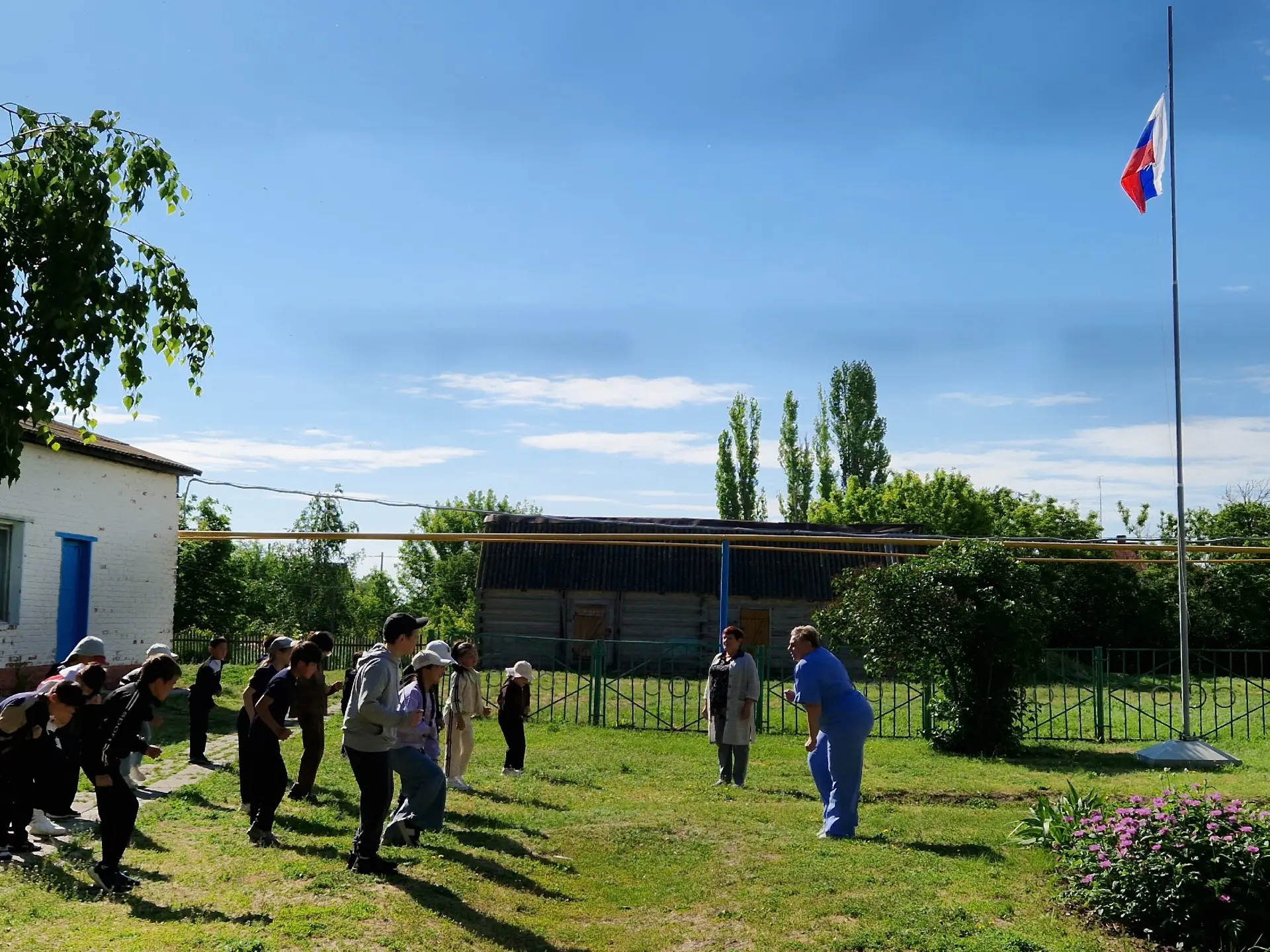 ☀️ Яркий день в лагере «Солнышко»! ☀️
Сегодня в лагере дневного пребывания на базе МБОУ СОШ с. Приво
