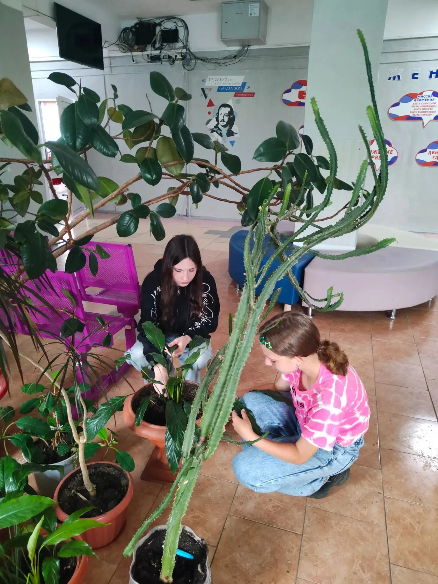 🌟 НАШ НОВЫЙ ДЕНЬ В ЛАГЕРЕ ТРУДА И ОТДЫХА 

🤗🤝🌿 Сегодня день был наполнен пользой и новыми открыт