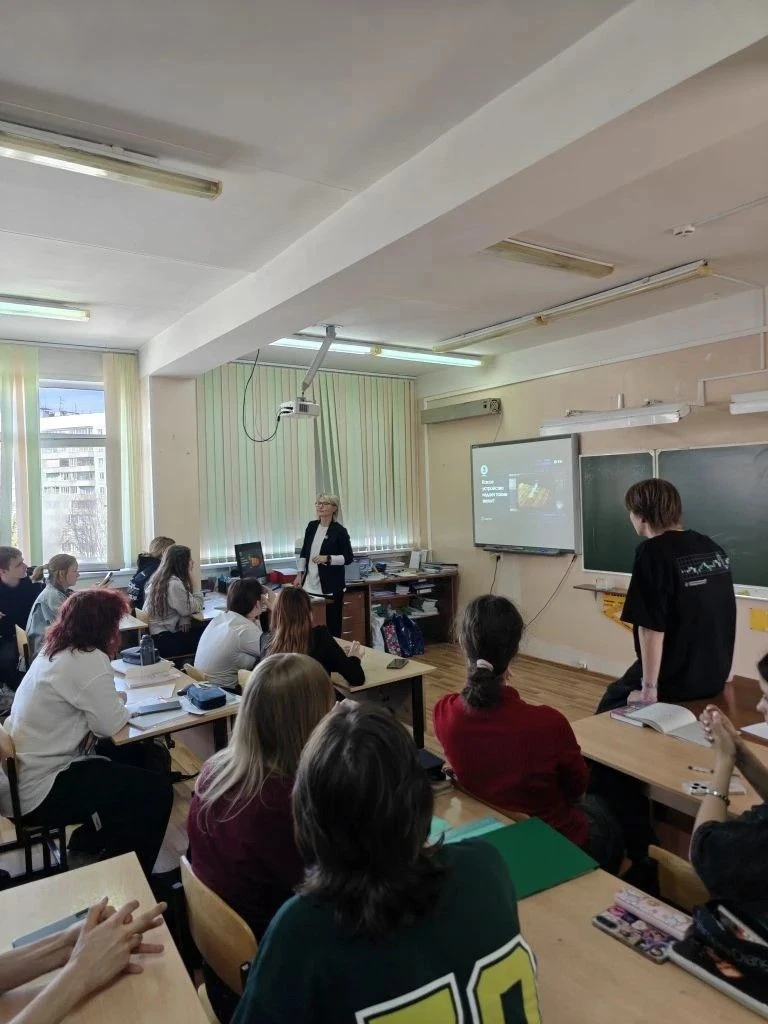 📶 В Лицее прошла Неделя логистики и телекоммуникаций.   🤝 Её завершение ознаменовалось олимпиадой по