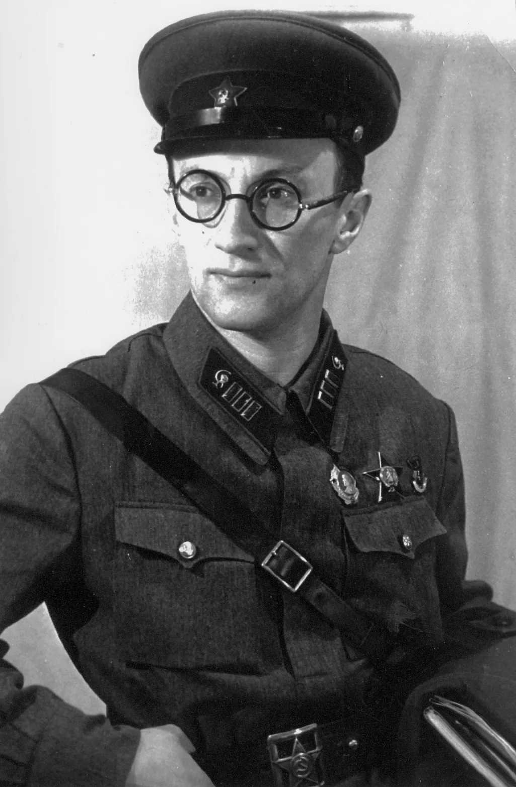 24 мая 1906 года родился Александр Александрович Вишневский, выдающийся хирург, генерал...