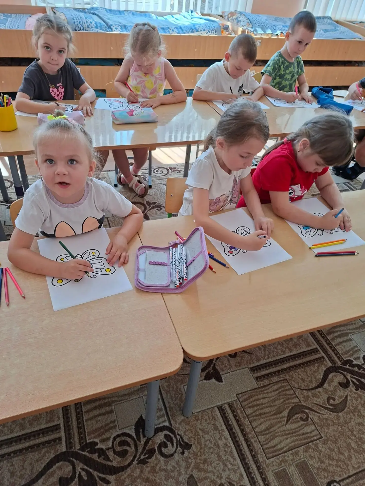 🦋Праздник на полянке: в нашем детском саду прошёл День бабочек!🦋

Сегодня наш детский сад преврати