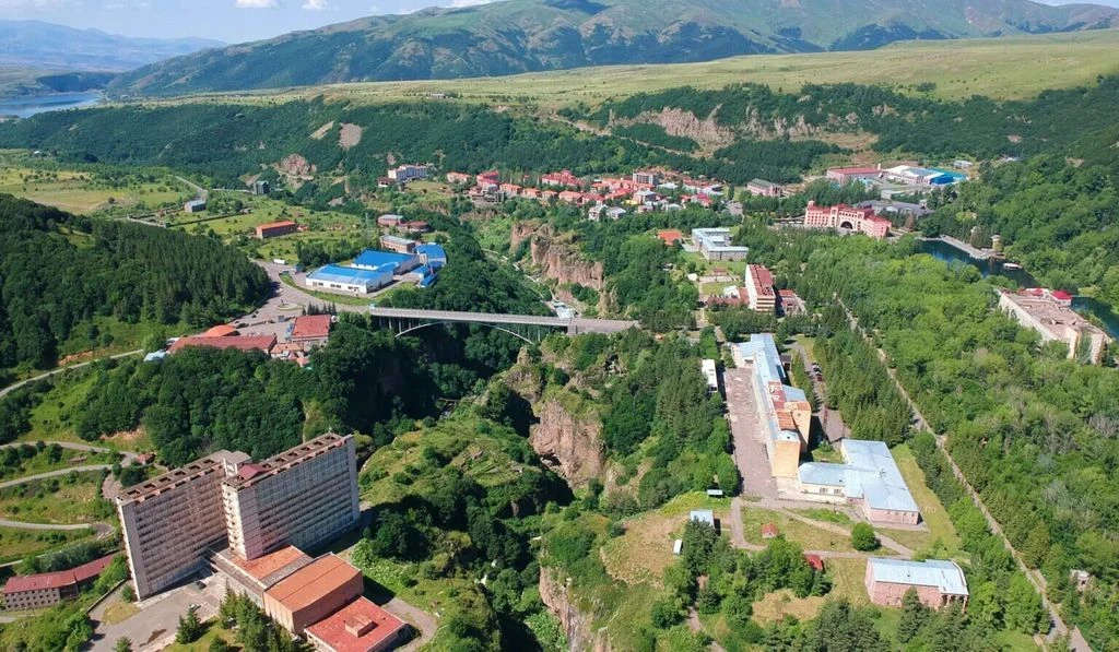 АЗЕРБАЙДЖАН РАСШИРЯЕТ И УКРЕПЛЯЕТ ПОЗИЦИИ В РАЙОНЕ ДЖЕРМУКА