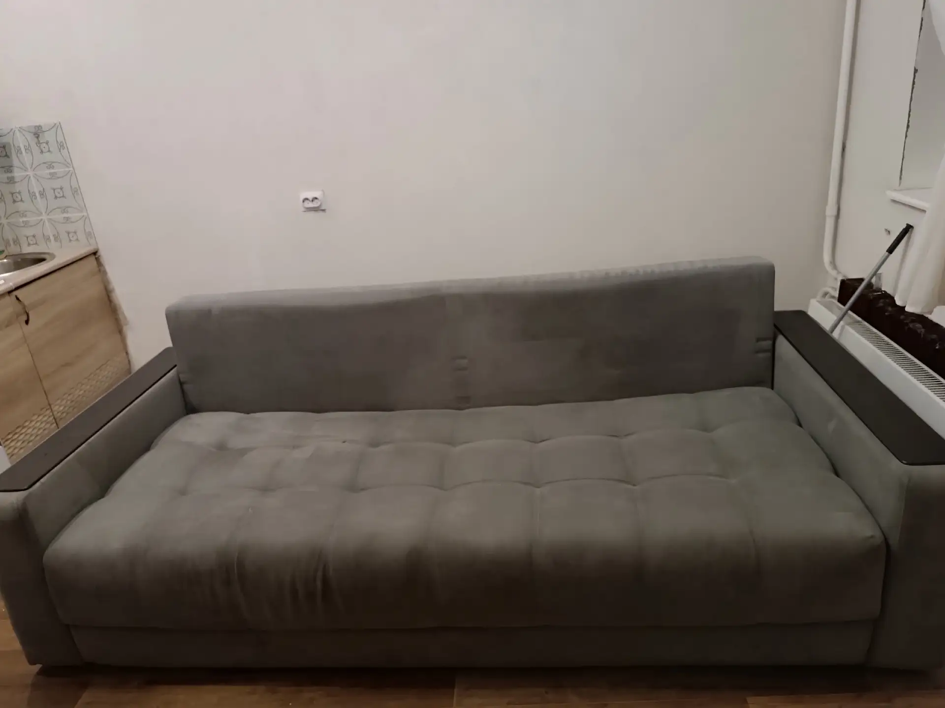 Отдам,размер 200*150, в комплекте две подушки, самовывоз. Забирать территориально с ули...
