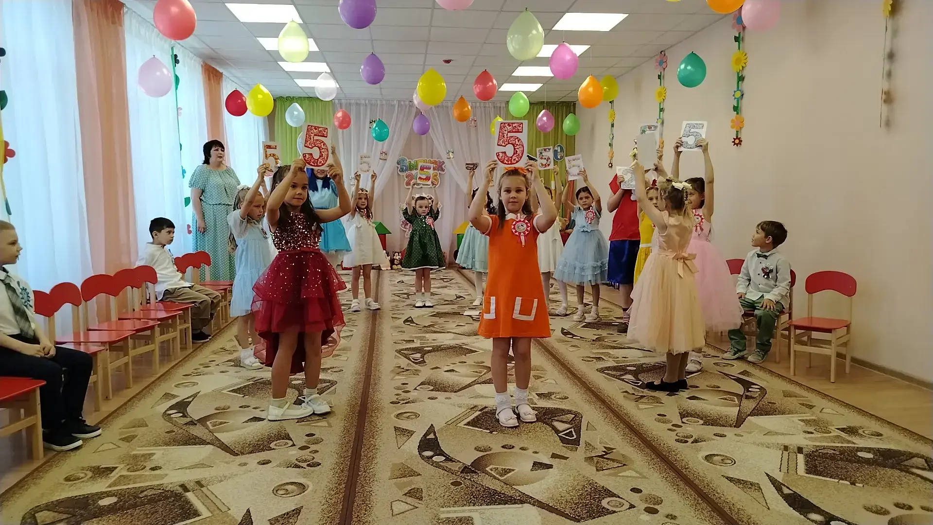 ⚡Выпуск "Орлят-дошколят" в ГБДОУ ЛНР «Рубежанский ясли-сад «Красная шапочка» в школьную...