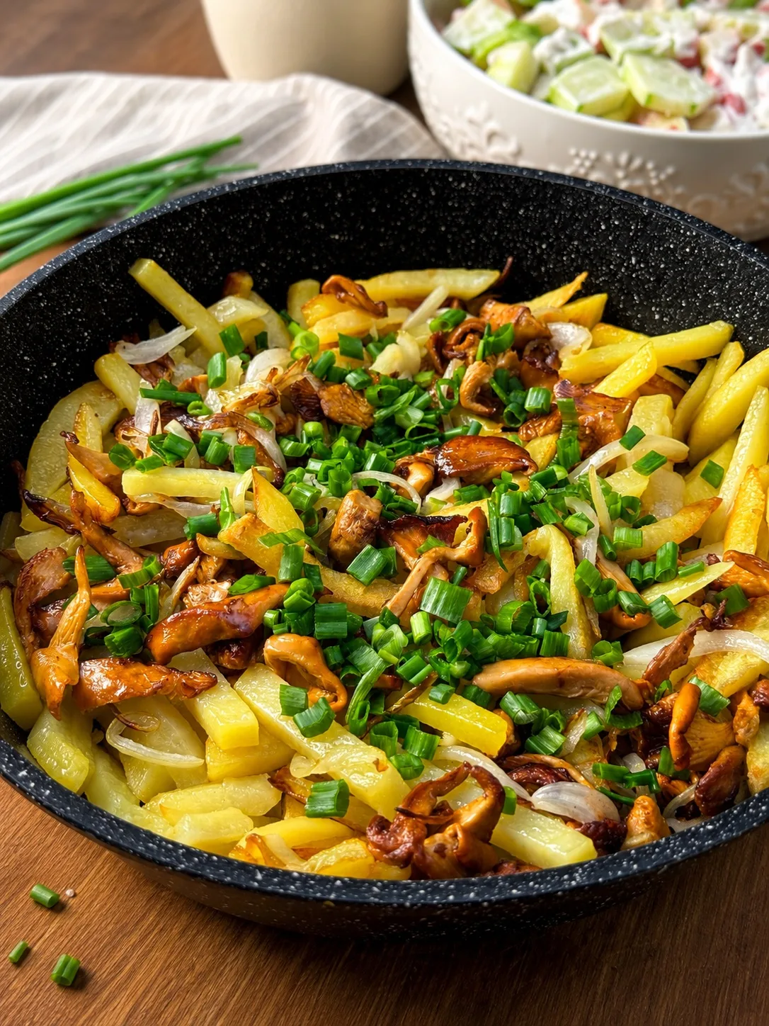 Жареная картошка с грибами