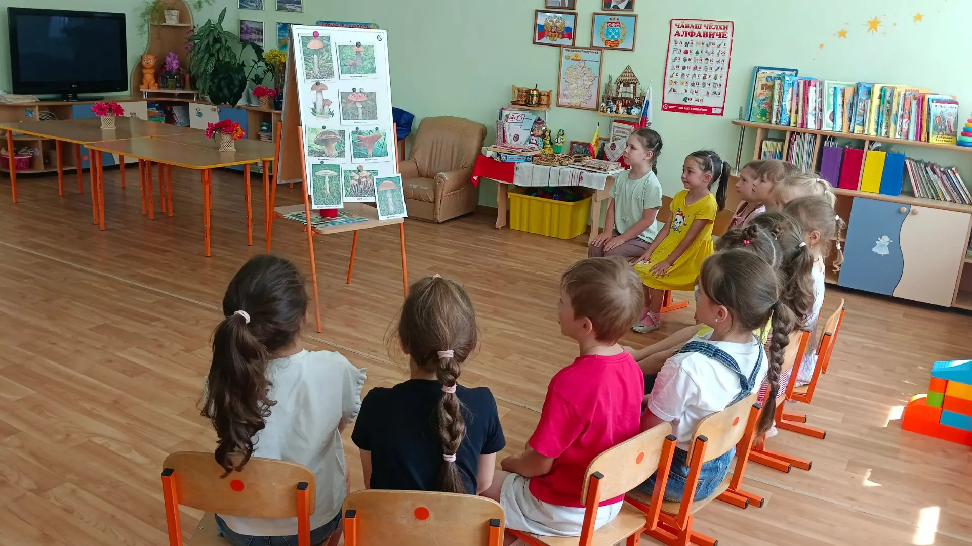 Безопасность и здоровье дошкольников полностью зависит от окружающих их взрослых. Природа дарит нам 