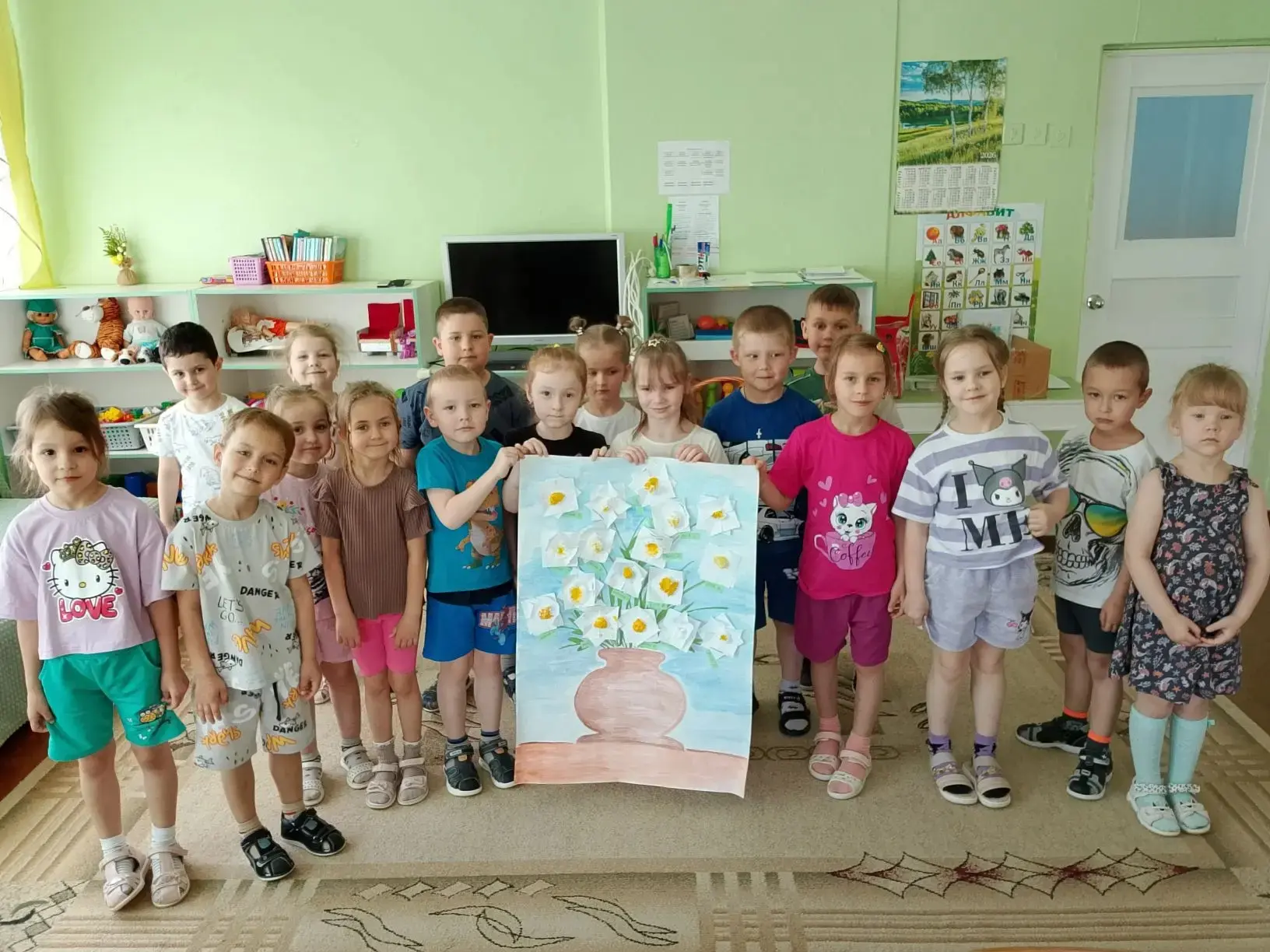 Нет на земле ничего прекраснее и нежнее цветов, они делают нашу жизнь ярче и радостнее,...