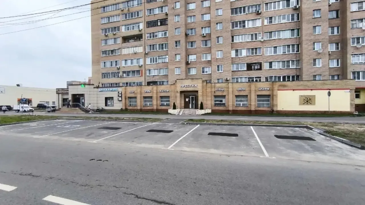 🔥 ДОЖДАЛИСЬ: НА БОРЗОВА УБРАЛИ «ИНВАЛИДНЫЕ» МЕСТА СО ВСЕЙ ПАРКОВКИ