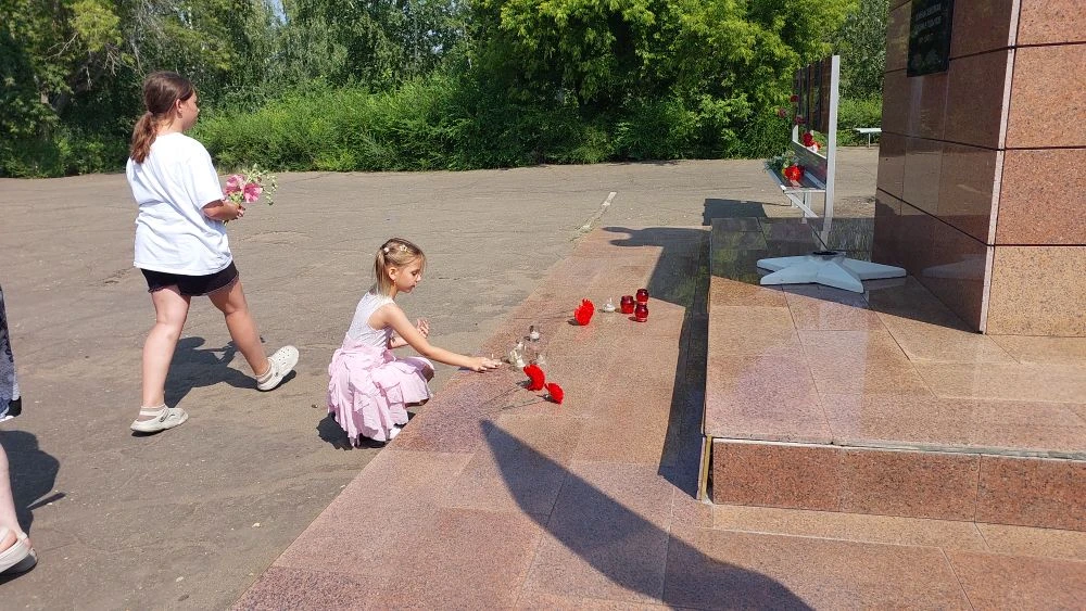 22 июня  ребята из ДОЛ "Веселая карусель" Васильчуковская СОШ, филиал "Ключевской СОШ №1" посетили м