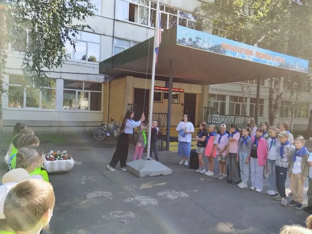 ☀️🐬 Новый день в лагере «Дельфин» — с солнцем, музыкой и отличным настроением! 👍 

🤩 Школьный лаг